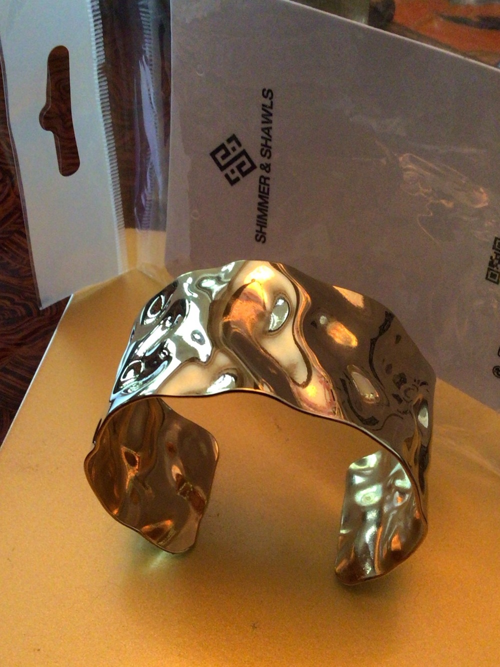 NWOT Shimmer & Shawls Hammered Adjustable Gold Cuff Bracelet